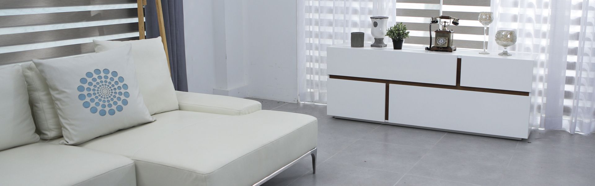 Réalisation d'un pose de carrelages modernes pour un salon